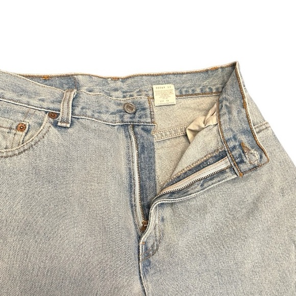 Levi’s 550 Light Wash Relaxed Fit Tapered Leg Jeans Size 10 R… - Picture 10 of 10